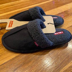 Levi's Black Slippers NWT Size M (7-8)
